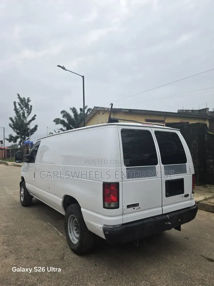 Ford E350 2014 White