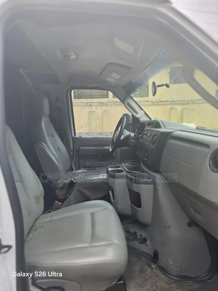 Ford E350 2014 White