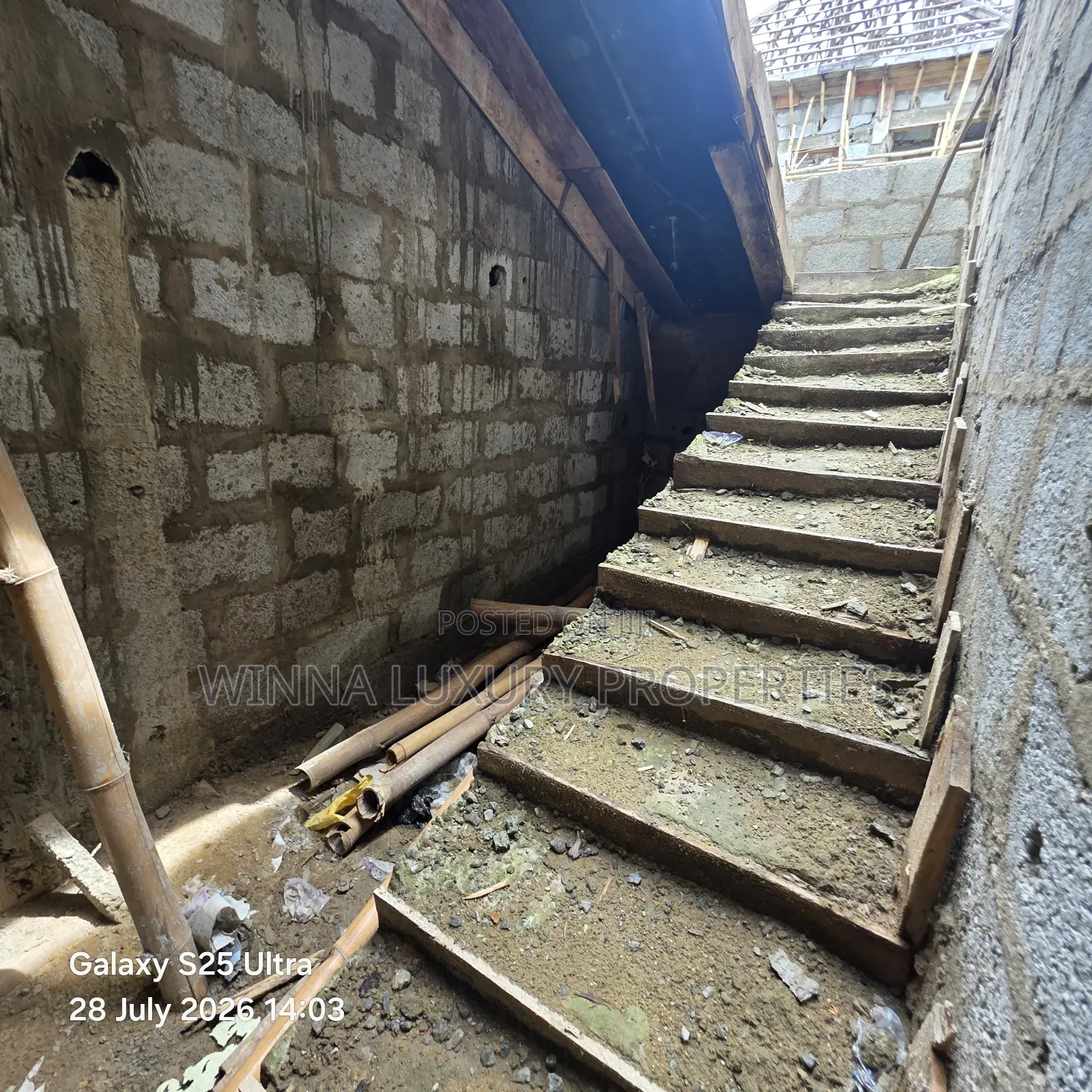 4bdrm Duplex in Nut/Behind Shafa, Lugbe District for sale