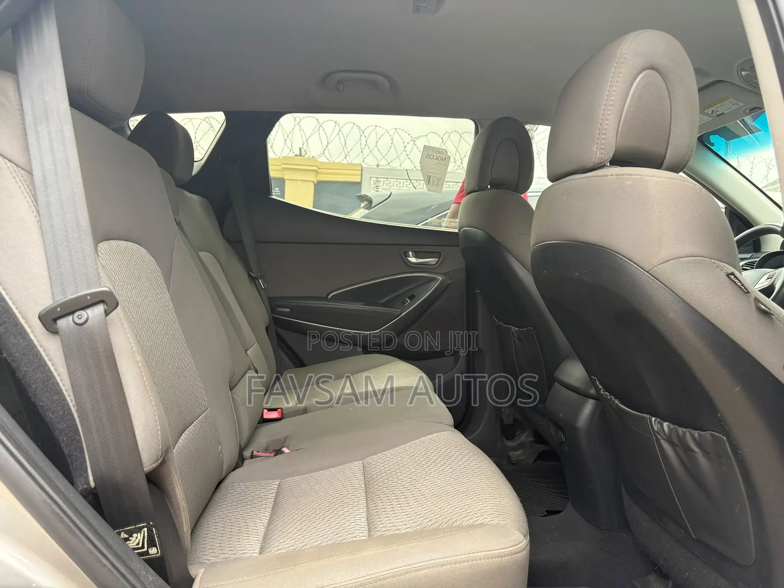 Hyundai Santa Fe 2015 Gold