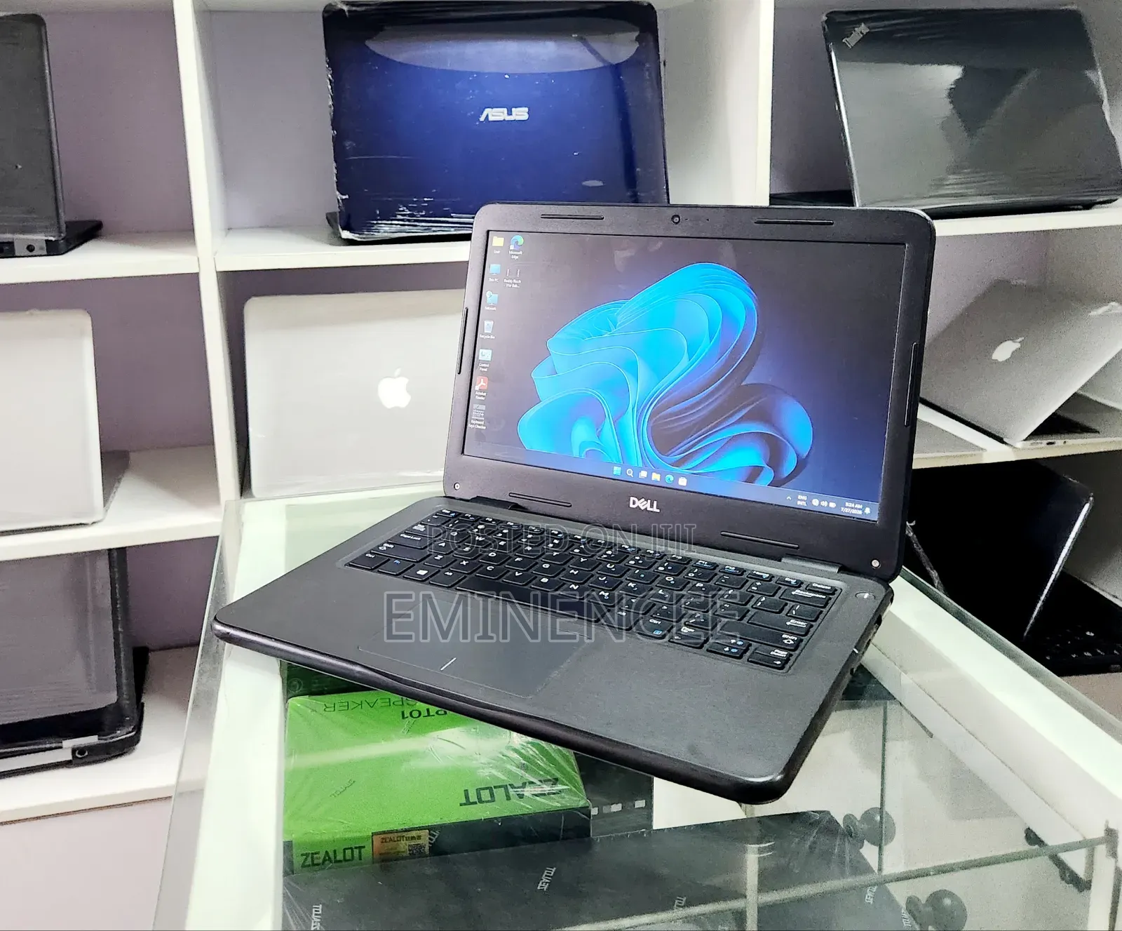 Laptop Dell Latitude 3310 4GB Intel Celeron SSD 128GB