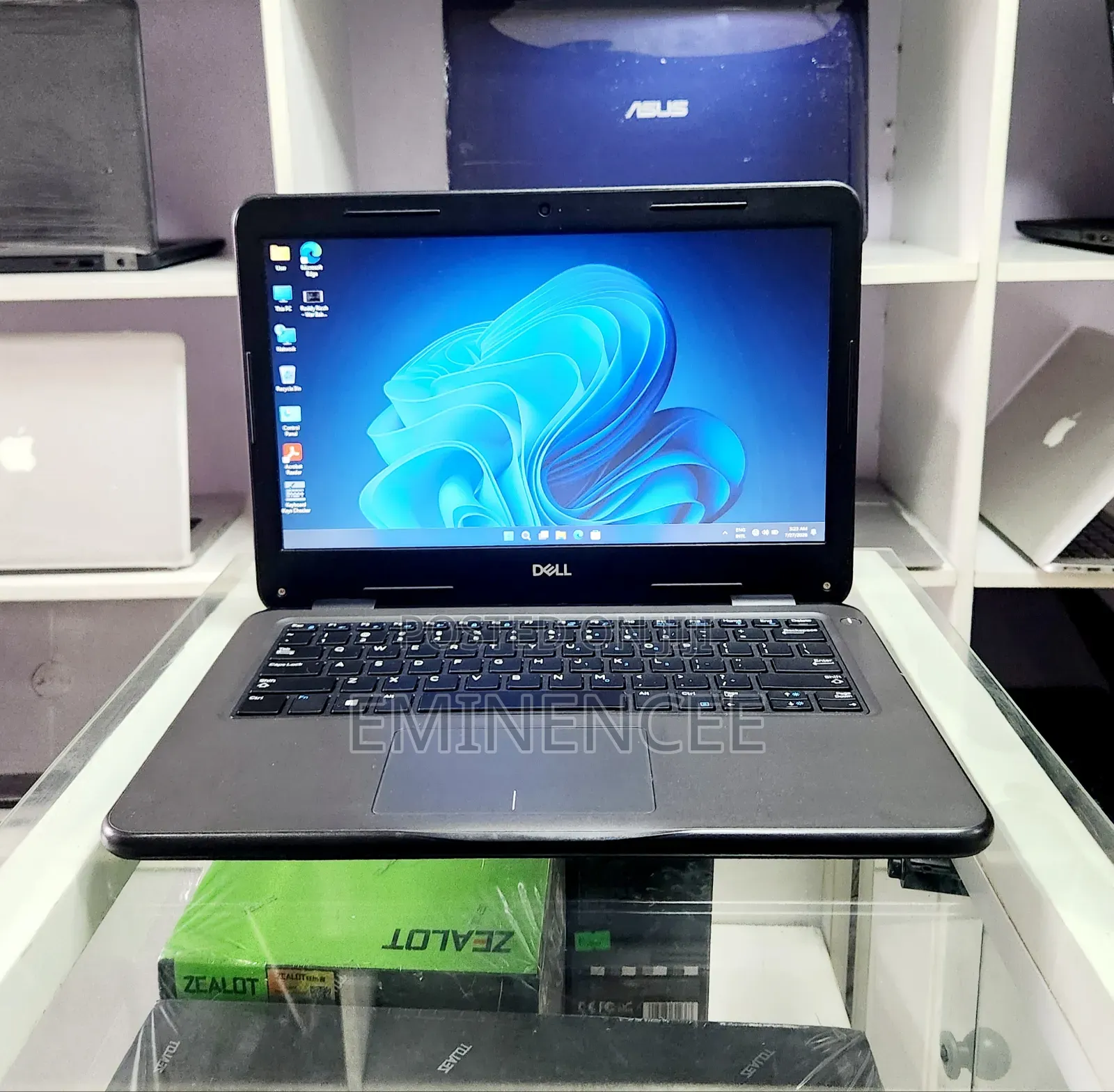 Laptop Dell Latitude 3310 4GB Intel Celeron SSD 128GB