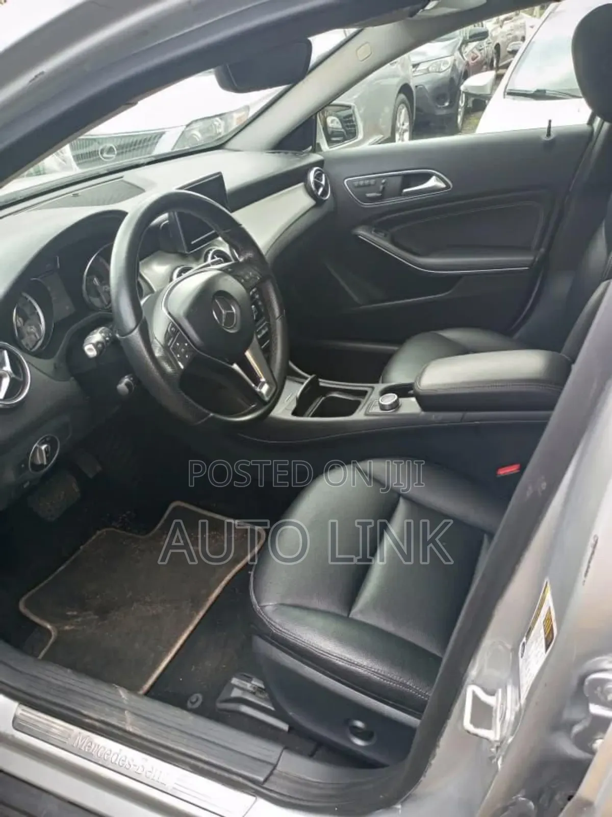 Mercedes-Benz GLA 250 2015 Silver
