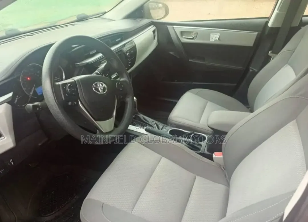 Toyota Corolla LE 4dr Sedan (1.8L 4cyl CVT) 2015 Red