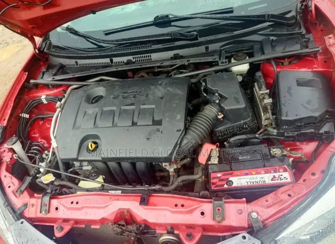 Toyota Corolla LE 4dr Sedan (1.8L 4cyl CVT) 2015 Red
