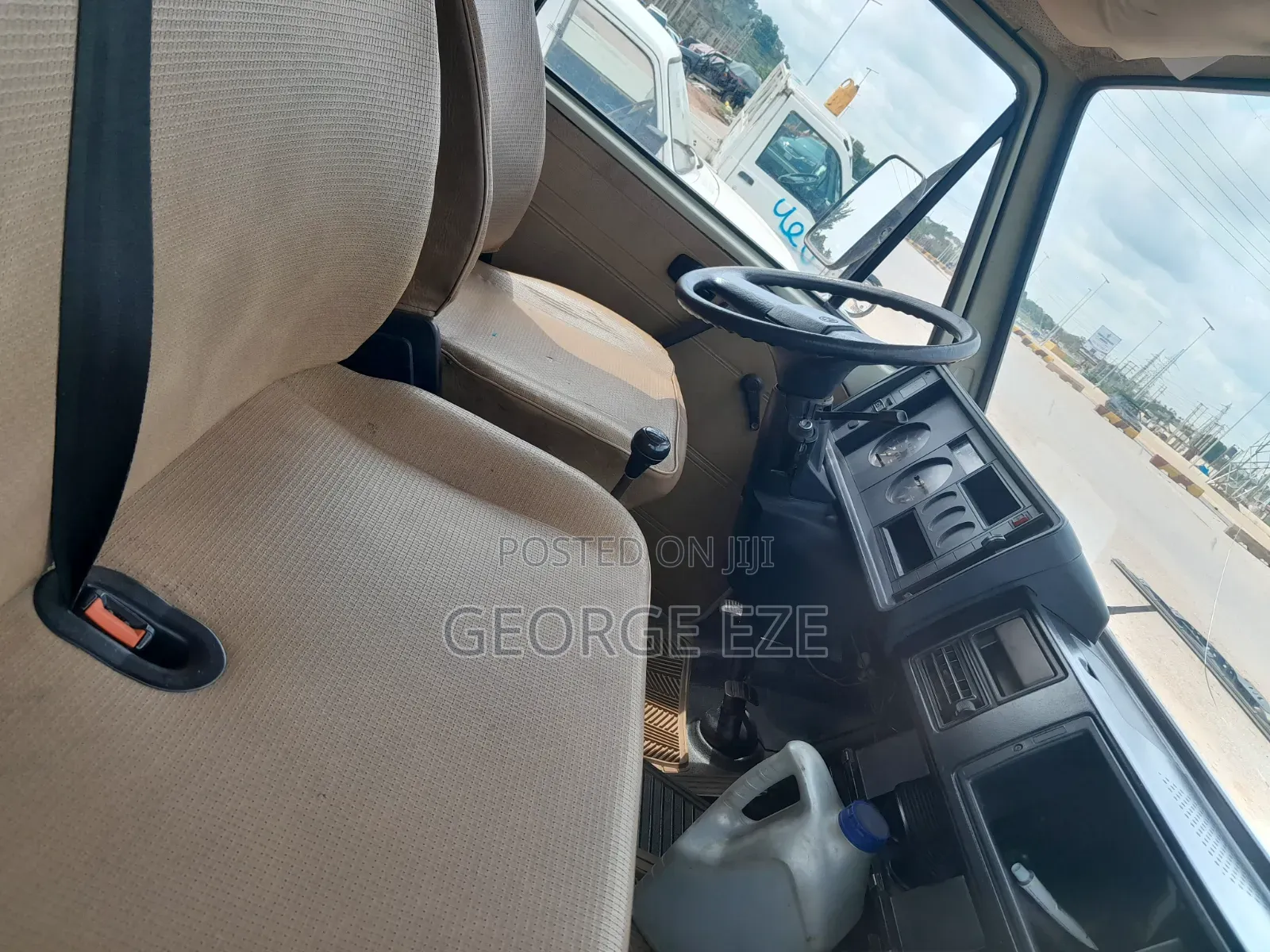Volkswagen Truck 2004 Beige