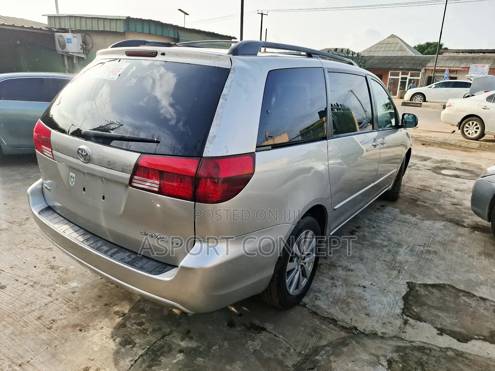Toyota Sienna LE AWD 2005 Silver