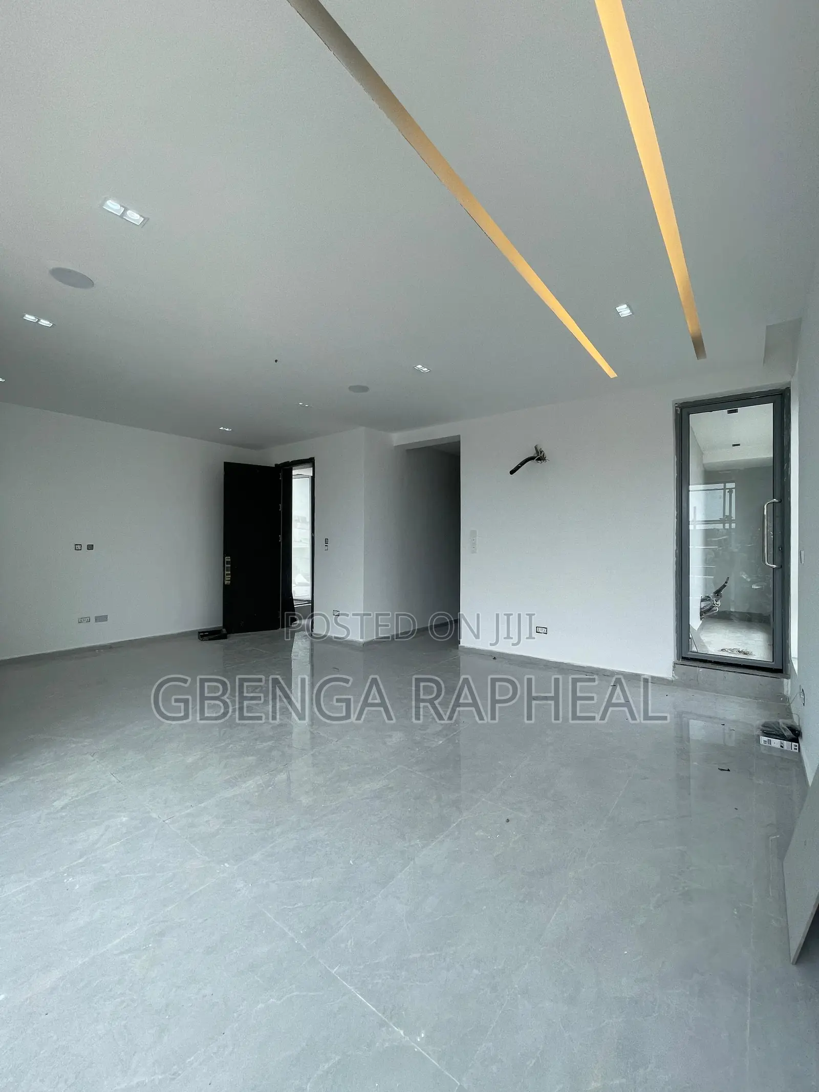 5bdrm Duplex in Ikoyi for sale