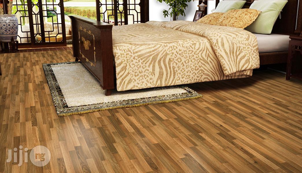 Wooden Flooring Tiles Laminated Vinyl
