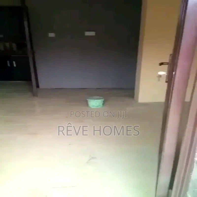 2bdrm Block of Flats in Shomolu / Shomolu for rent