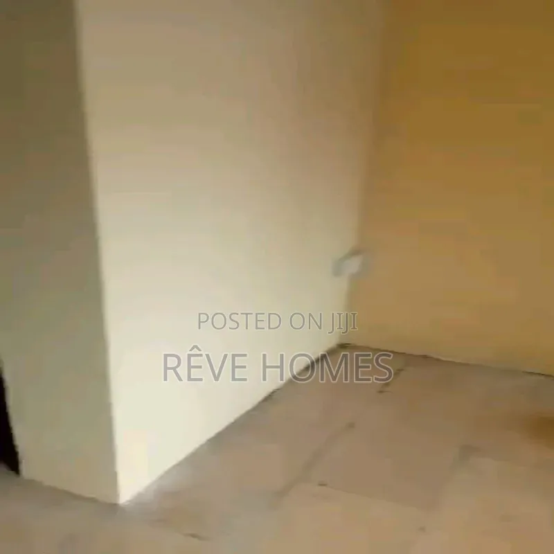 2bdrm Block of Flats in Shomolu / Shomolu for rent