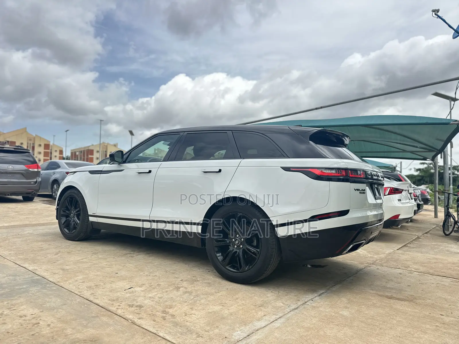 Land Rover Range Rover Velar R-Dynamic HSE 2022 White