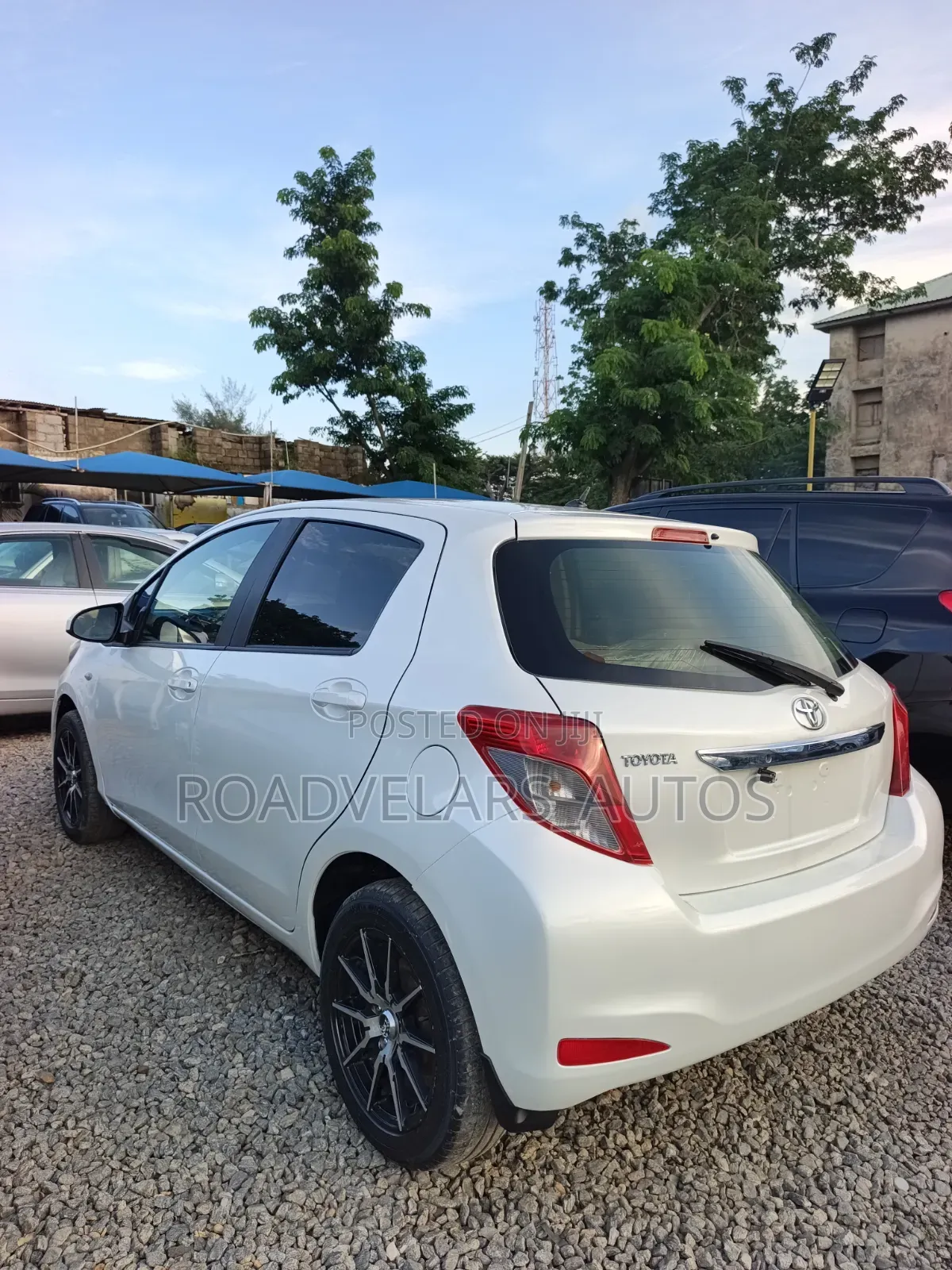 Toyota Yaris 2013 White