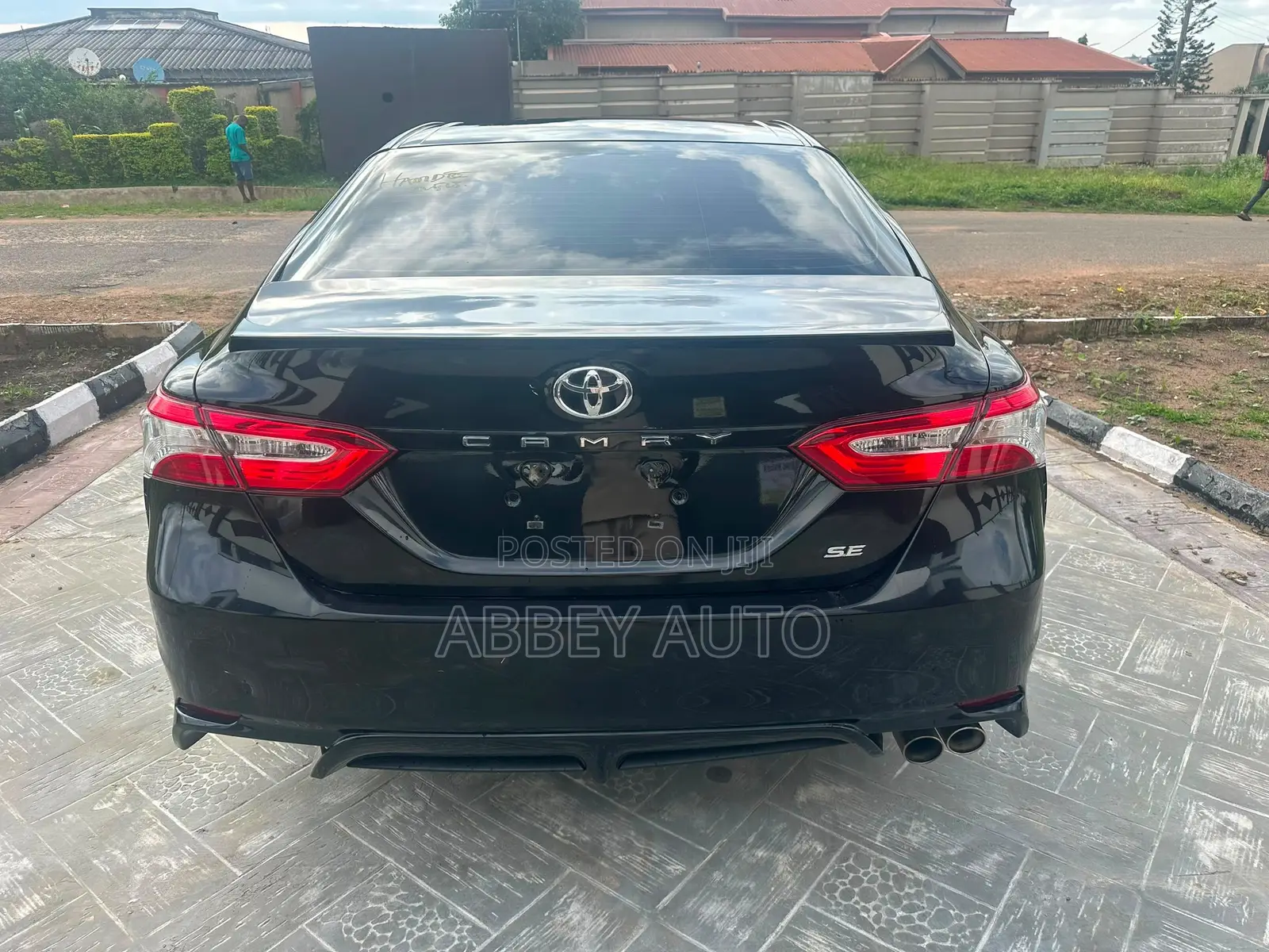 Toyota Camry SE FWD 2020 Black