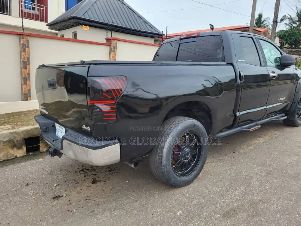 Toyota Tundra 2007 Black