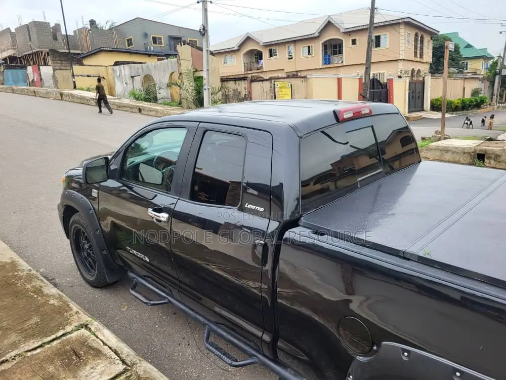 Toyota Tundra 2007 Black