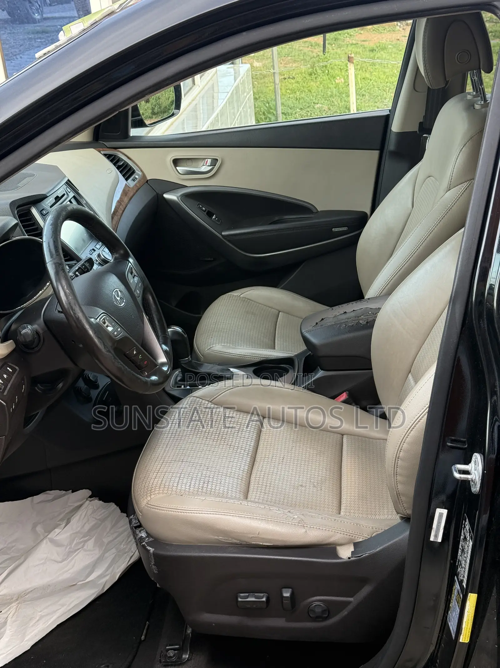 Hyundai Santa Fe 2014 Black