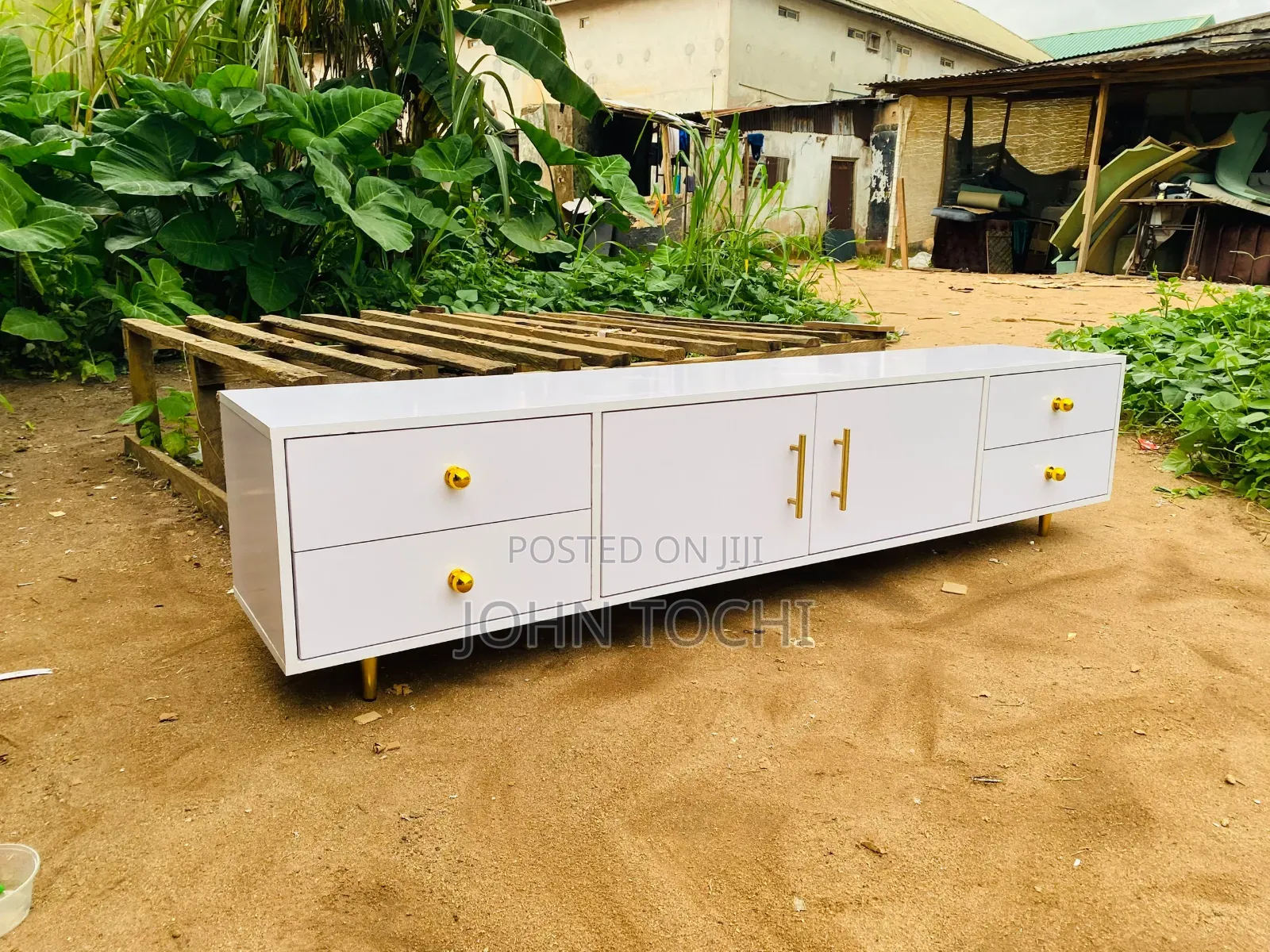 Elegant TV Stand