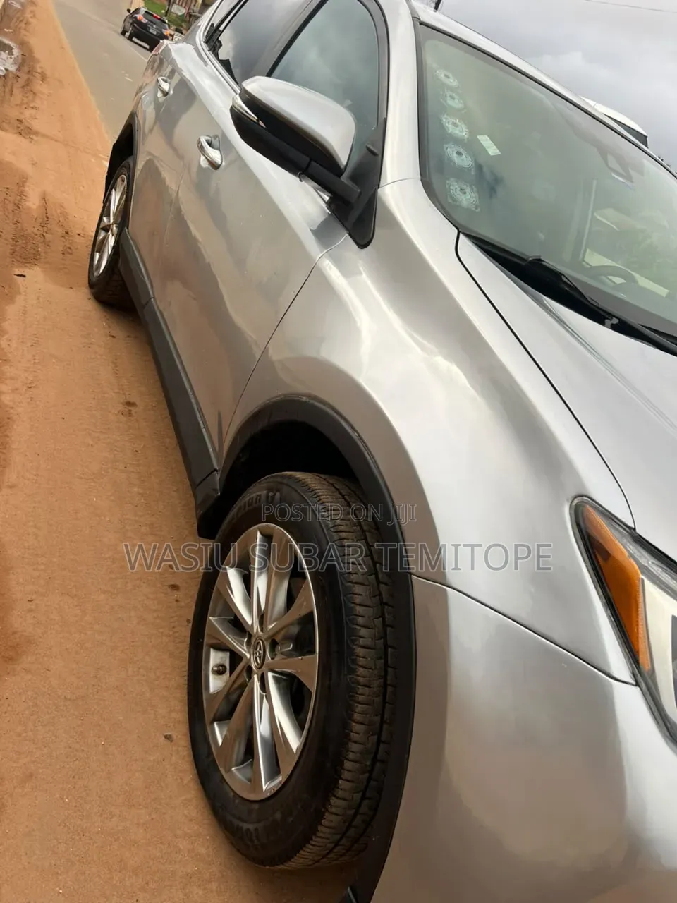 Toyota RAV4 Limited AWD (2.5L 4cyl 6A) 2017 Silver