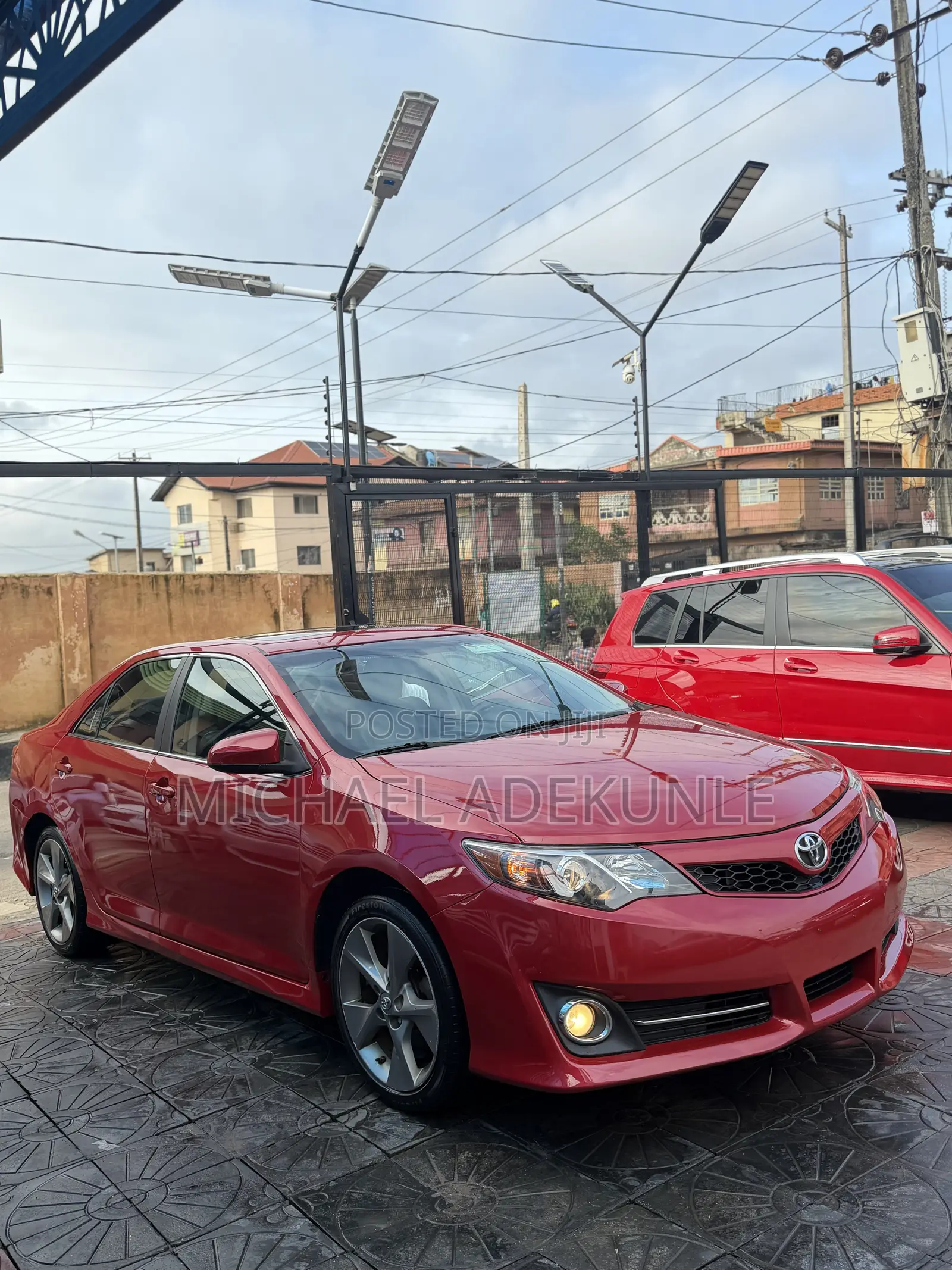 Toyota Camry SE V6 4dr Sedan (3.5L 6cyl 6A) 2013 Red