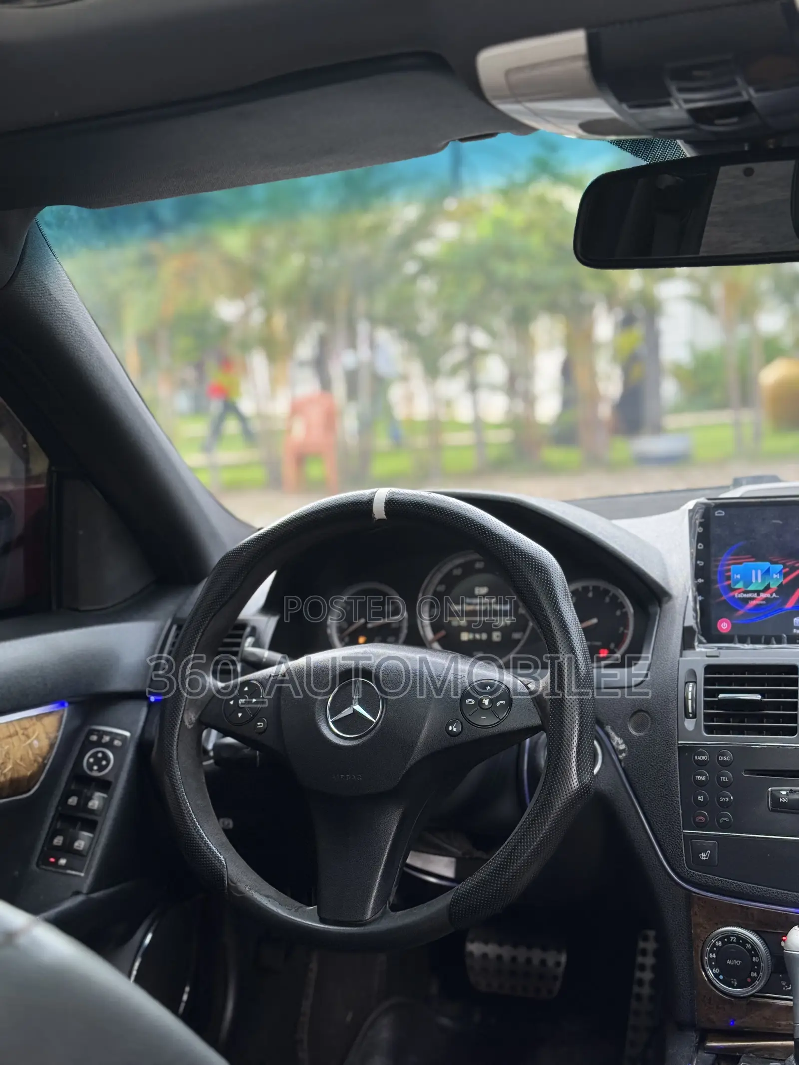 Mercedes-Benz C300 Luxury Sedan RWD (3.0L 6cyl 7A) 2010 Black