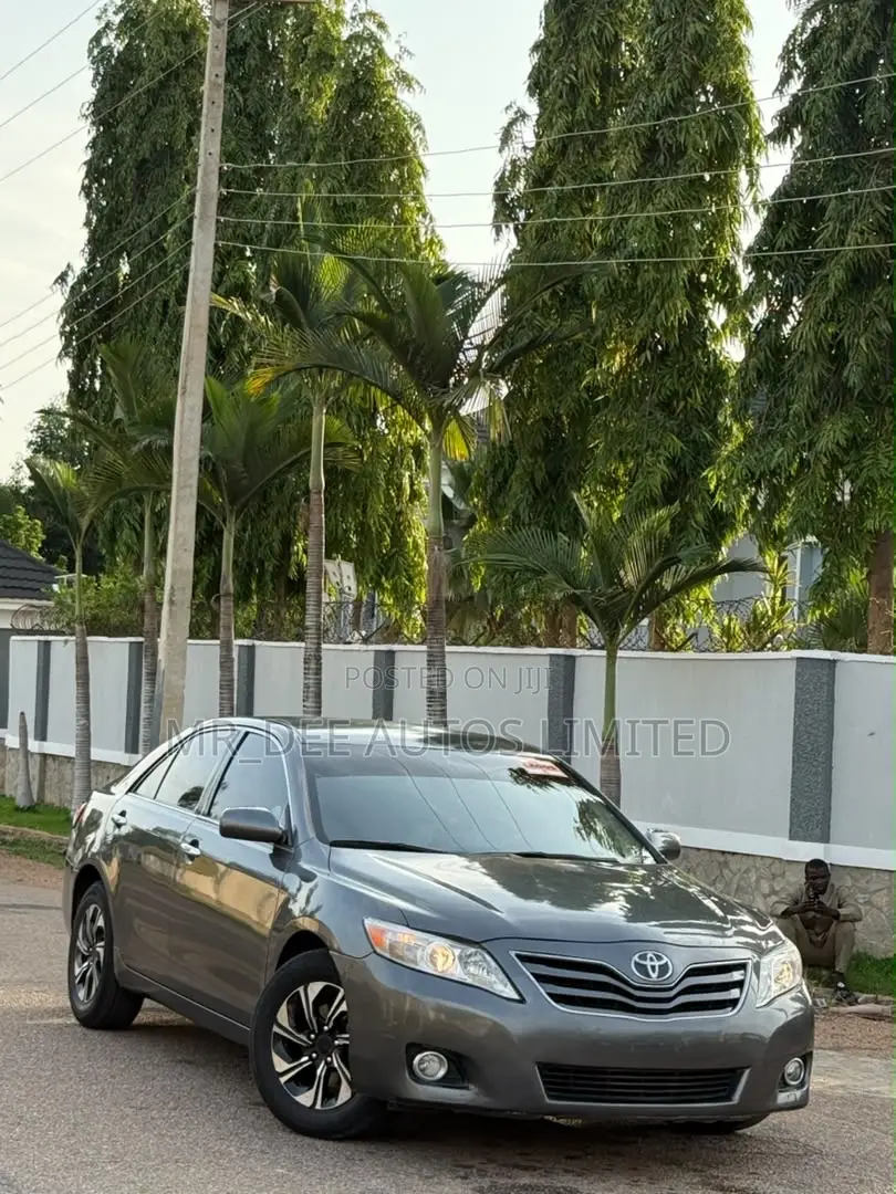 Toyota Camry 2009 Green