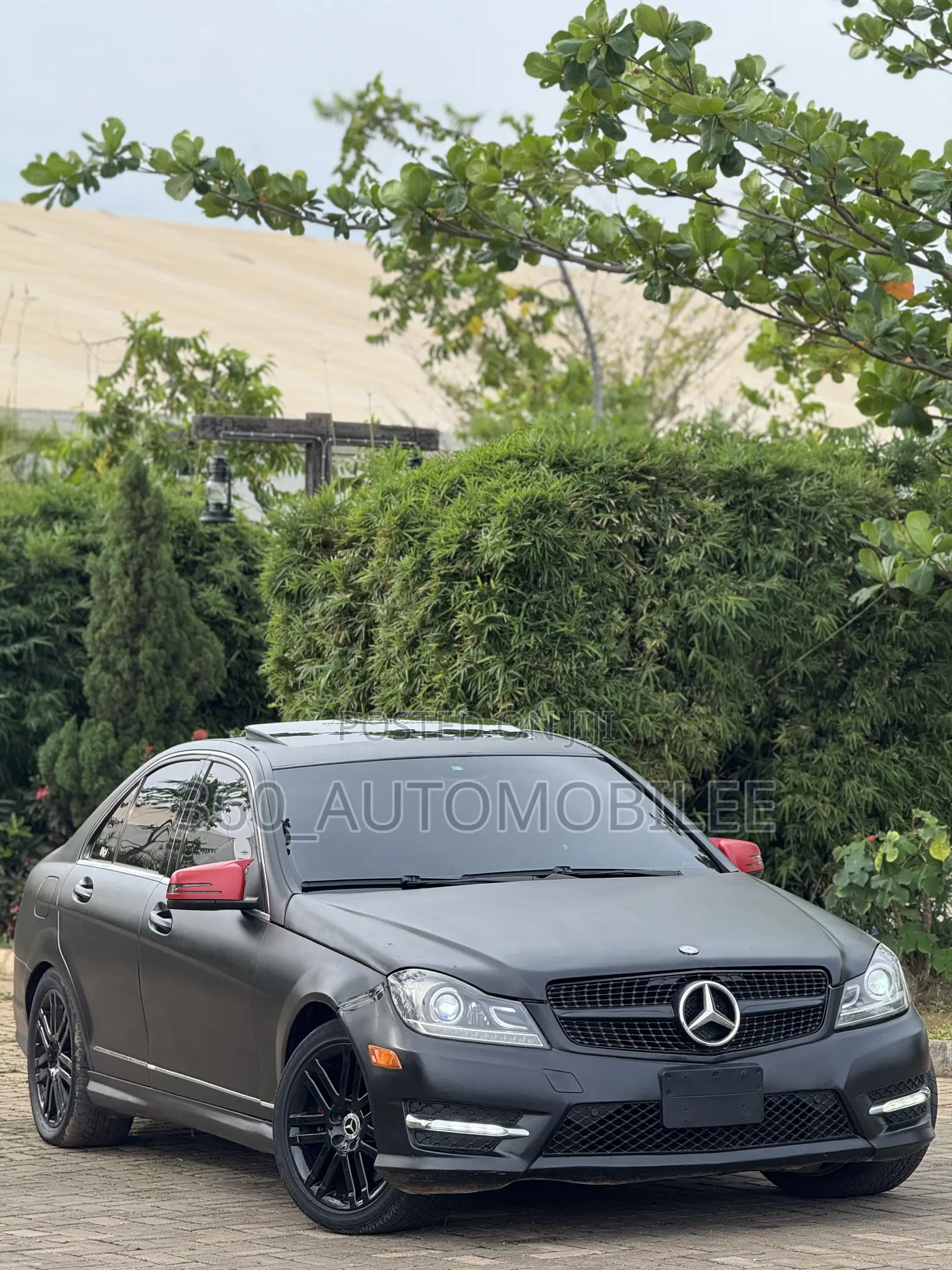 Mercedes-Benz C300 Luxury Sedan RWD (3.0L 6cyl 7A) 2010 Black