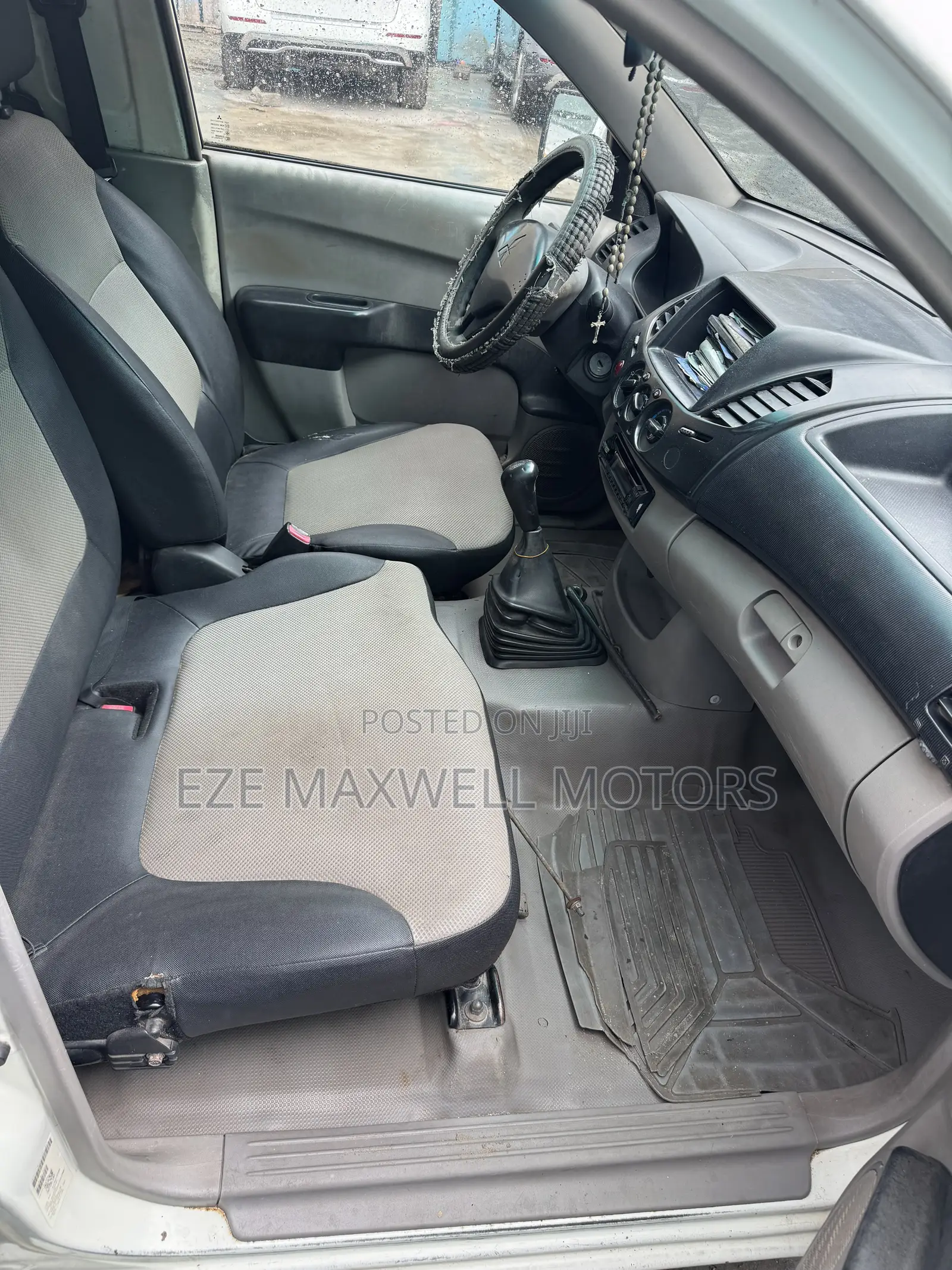 Mitsubishi L200 2009 White