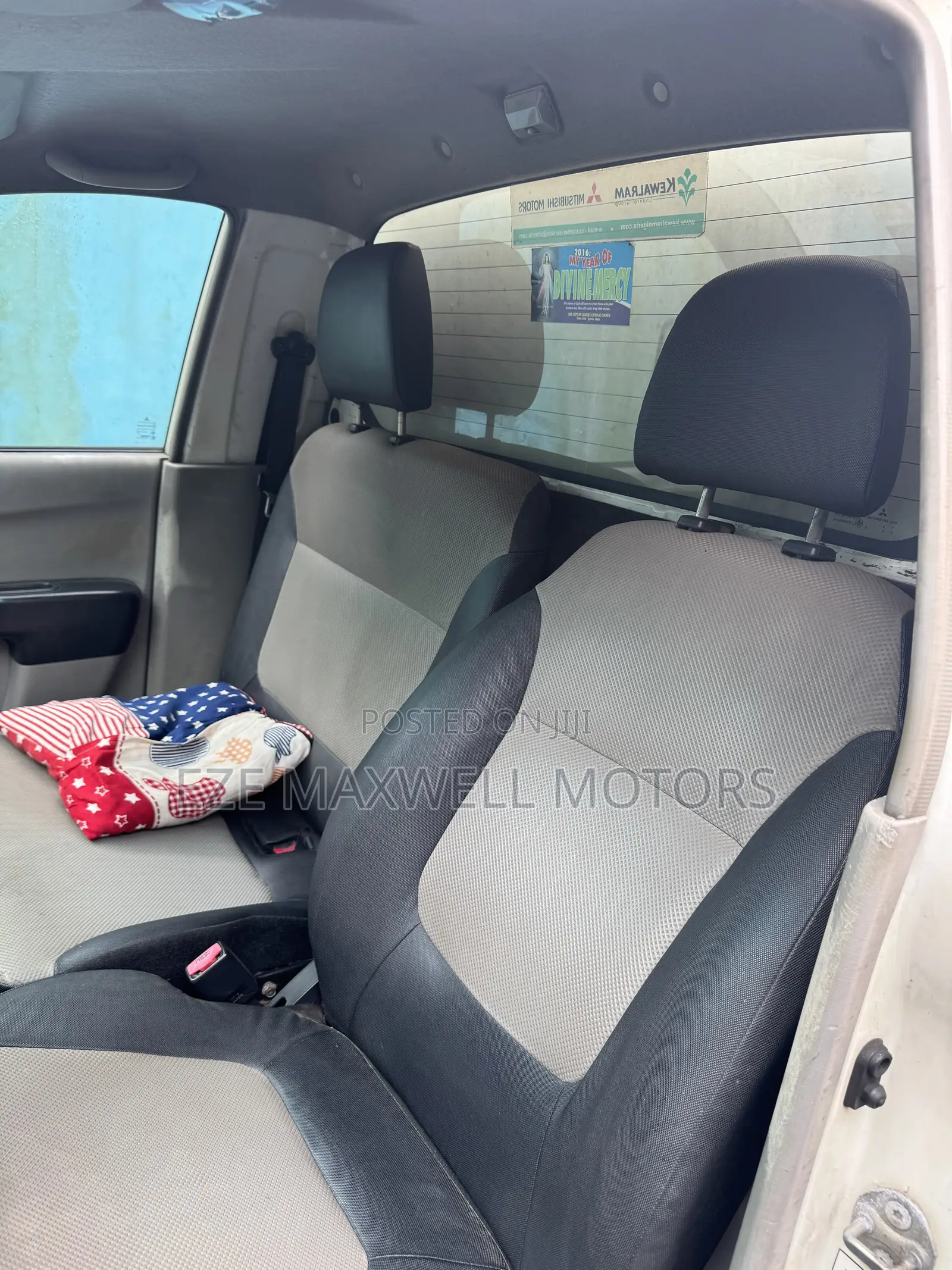 Mitsubishi L200 2009 White