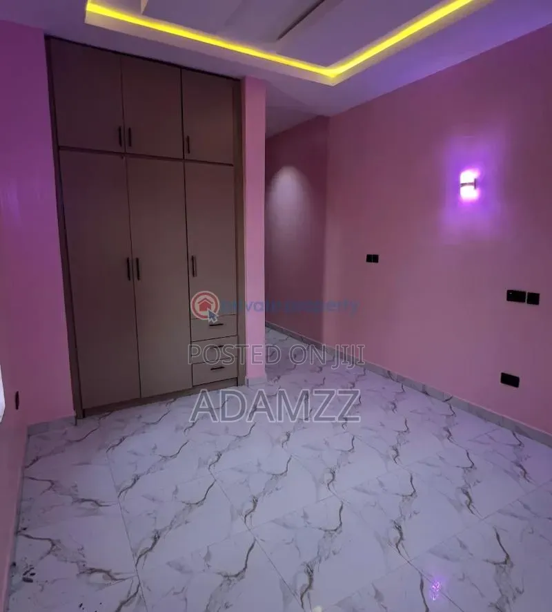 6bdrm Duplex in Gra, Enugu for sale