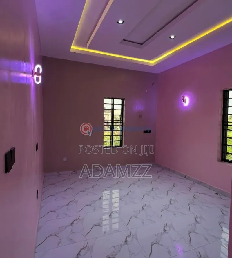 6bdrm Duplex in Gra, Enugu for sale