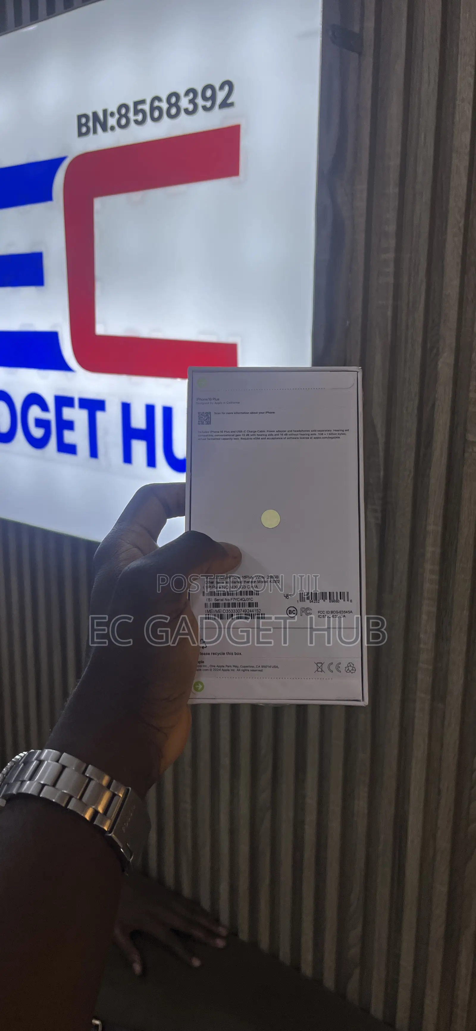 New Apple iPhone 16 Plus 256 GB White