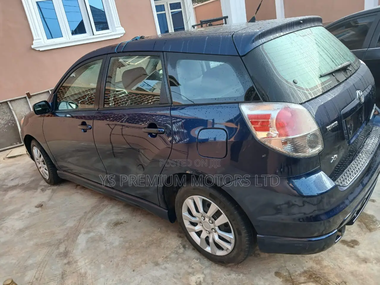 Toyota Matrix XR Hatchback FWD (1.8L 4cyl 4A) 2008 Blue