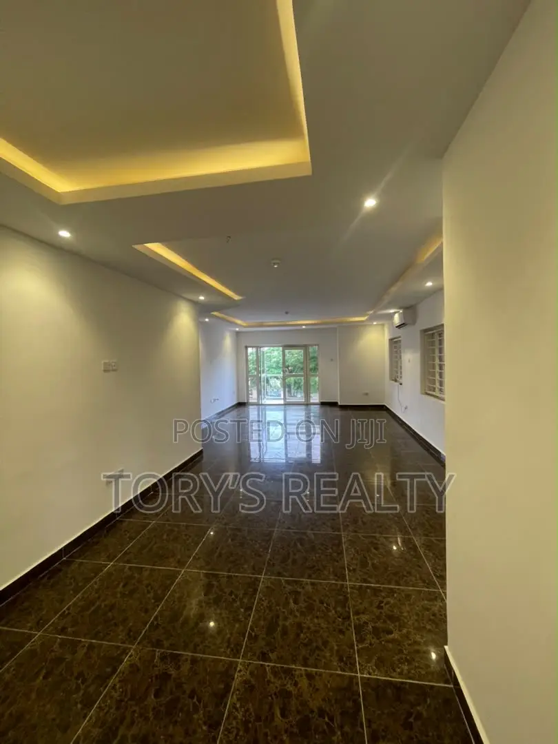 4bdrm Apartment in Banana Island for rent