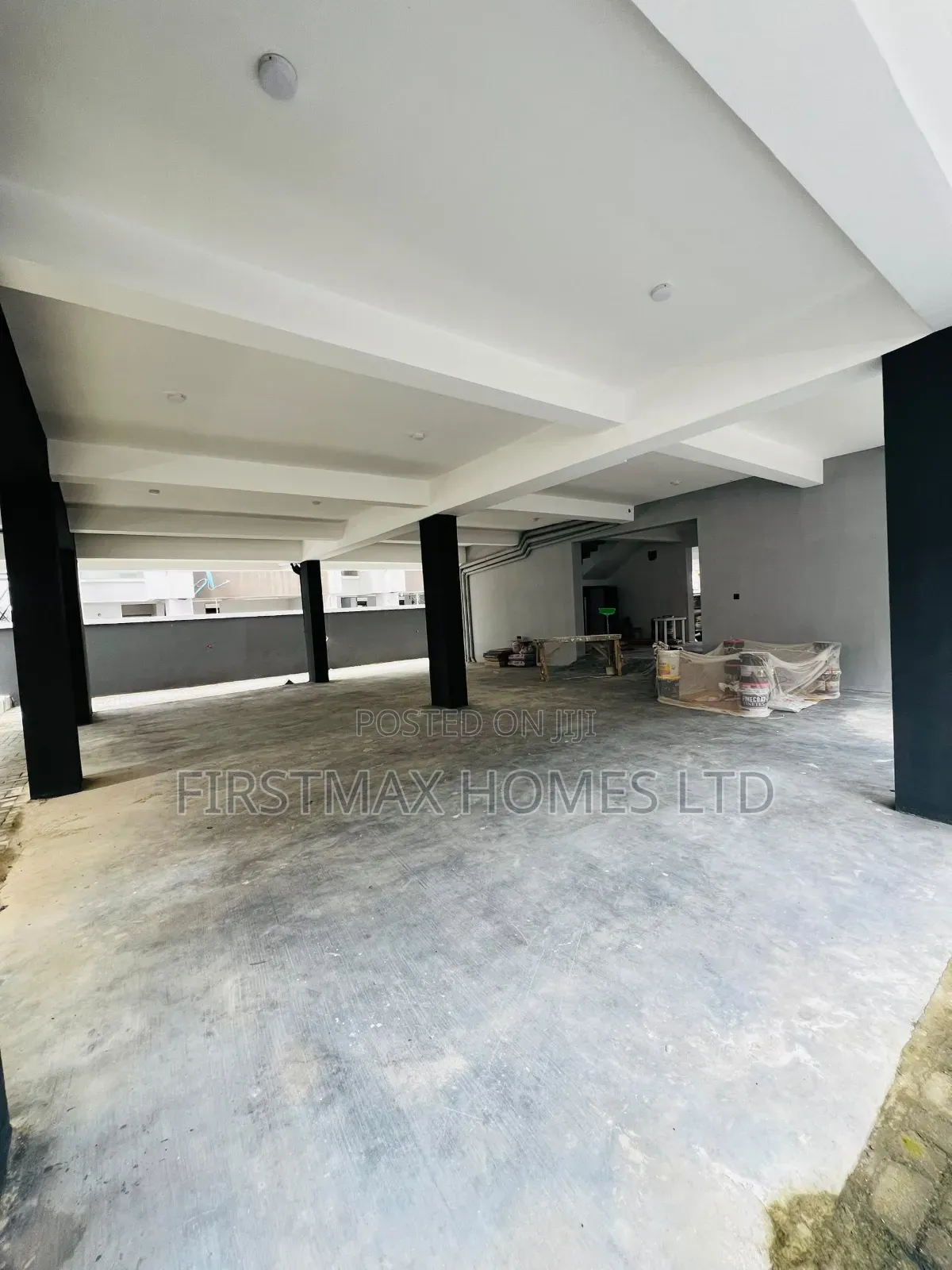 Furnished 5bdrm Duplex in Ipaja Road, Lagos for sale