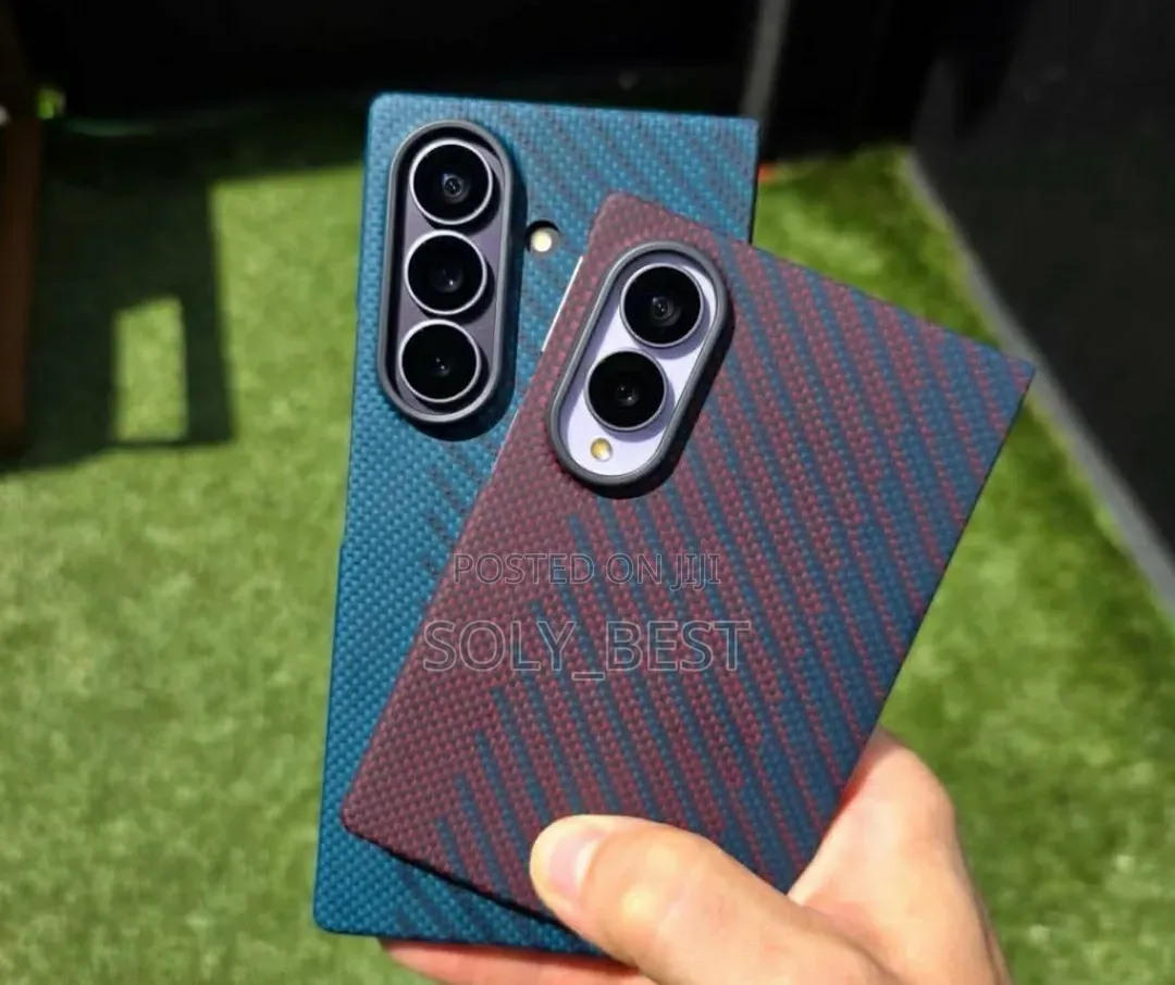 Samsung Galaxy Z Fold 8 Ultra Carbon Fiber Magnetic