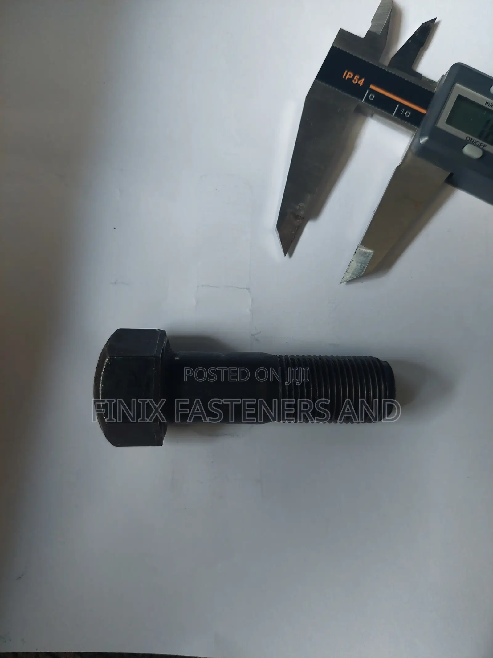 Track Shoe Bolt and Nut for Excavators and Bulldozer 3/4 X 61 Grade 12