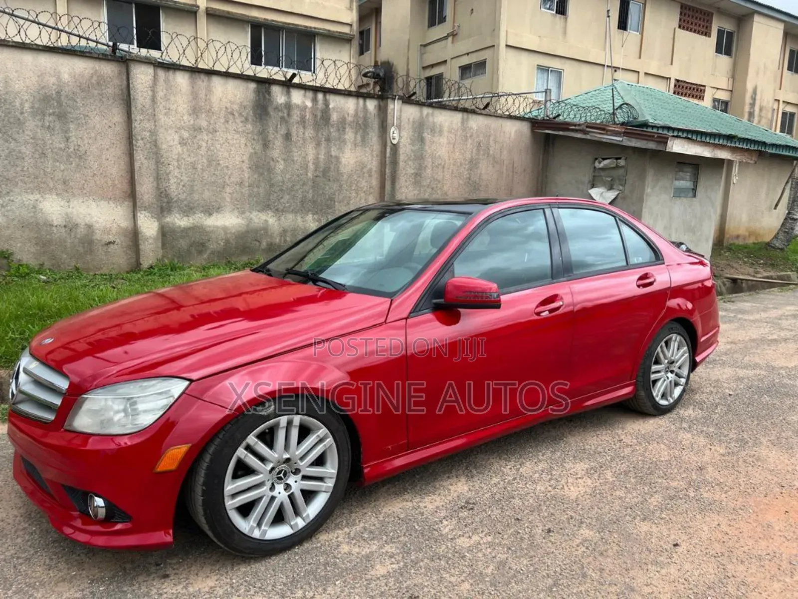 Mercedes-Benz C300 2011 Red