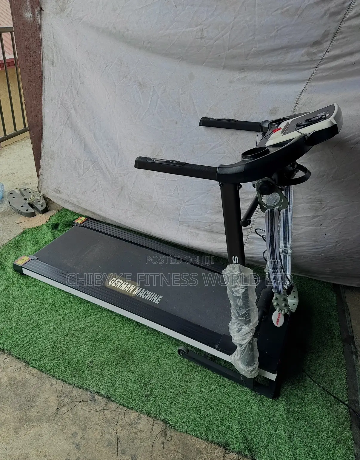 Brand New 2.0hp German Treadmill With Massager and Mp3