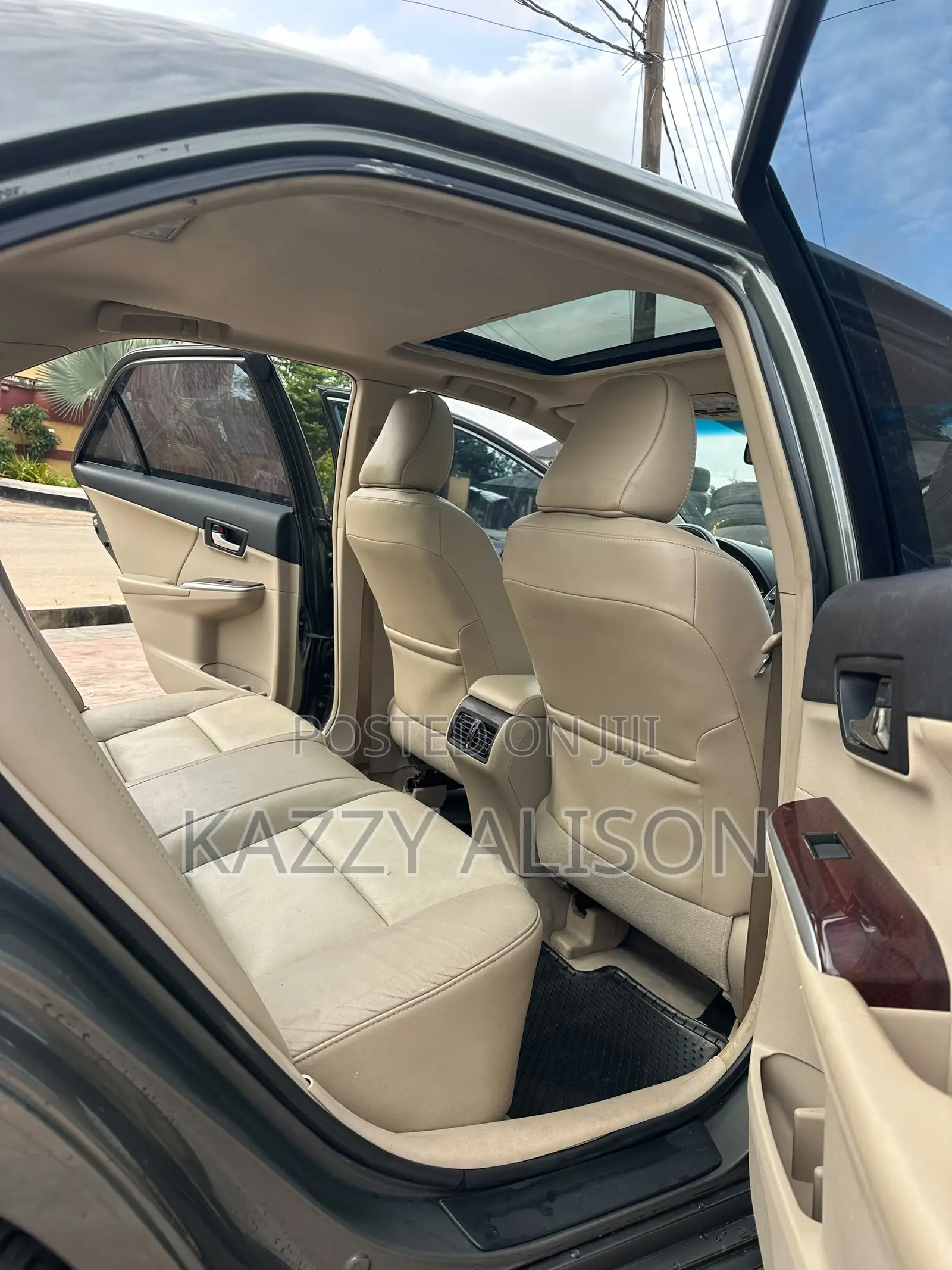 Toyota Camry XLE V6 4dr Sedan (3.5L 6cyl 6A) 2012 Green