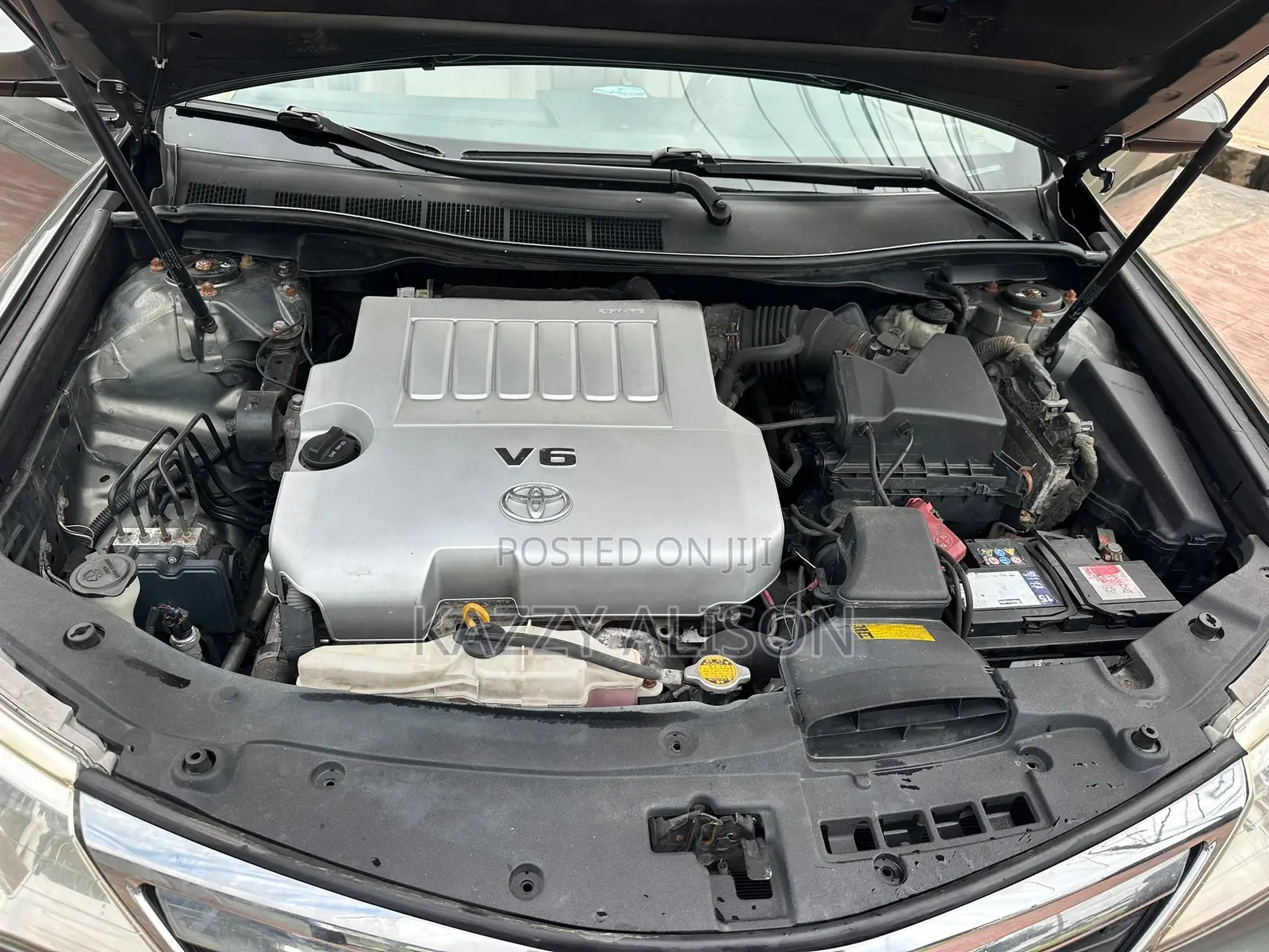 Toyota Camry XLE V6 4dr Sedan (3.5L 6cyl 6A) 2012 Green