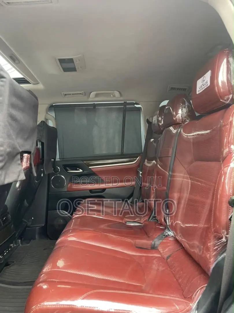 Lexus LX 570 (5 seats) AWD 2018 Gold