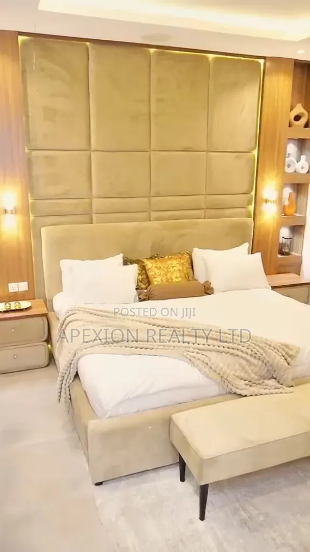 Furnished 2bdrm Apartment in Lekki Phase 1, Chevron for rent