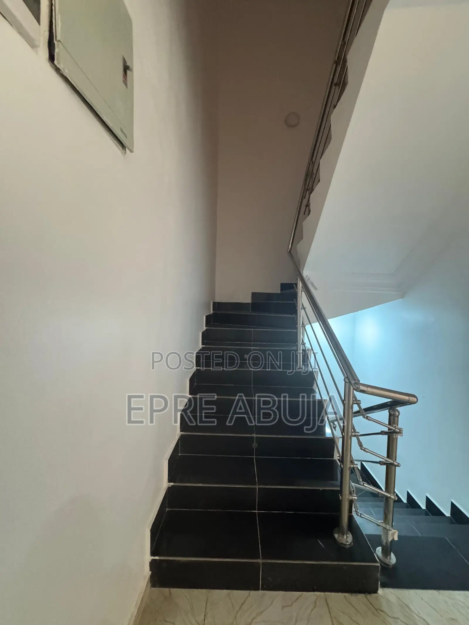 4bdrm Townhouse / Terrace in Guzape District for rent