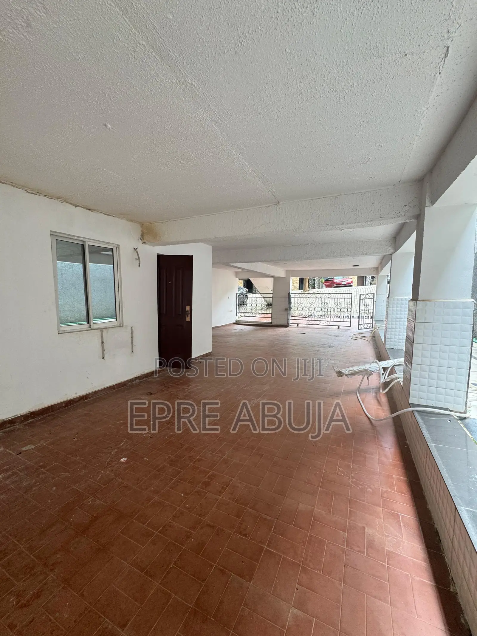 4bdrm Townhouse / Terrace in Guzape District for rent