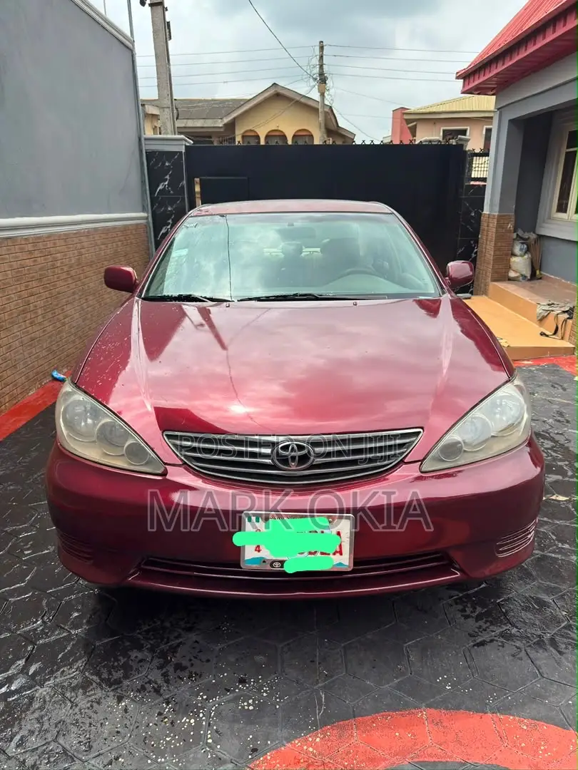 Toyota Camry 2006 Red