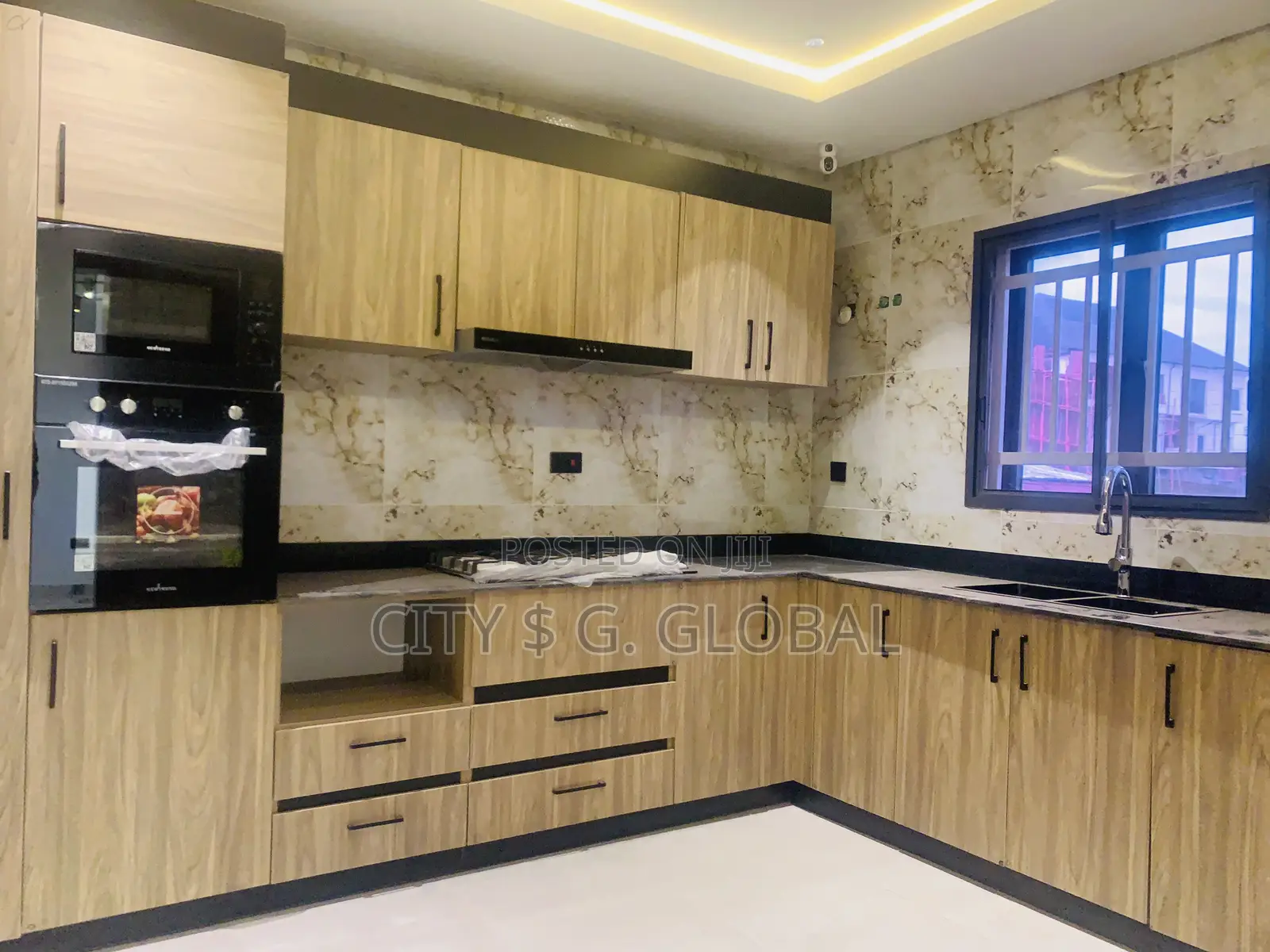 Furnished 3bdrm Block of Flats in Dawaki for sale