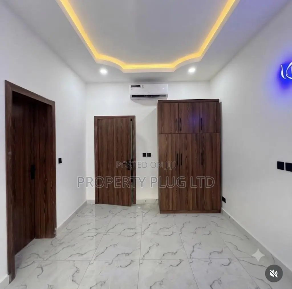3bdrm Duplex in Apo for rent