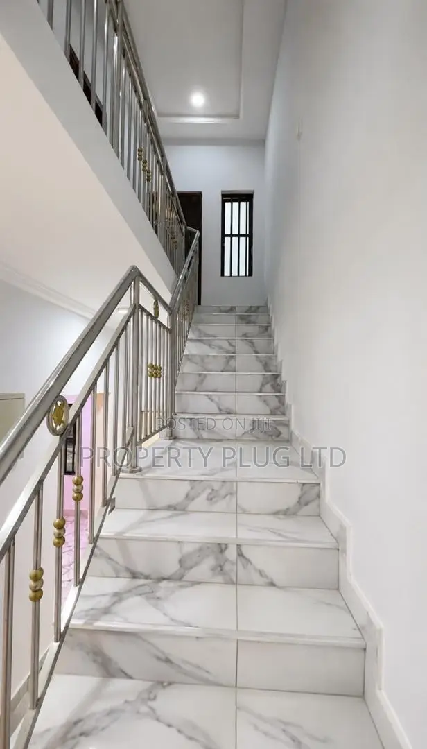 3bdrm Duplex in Apo for rent