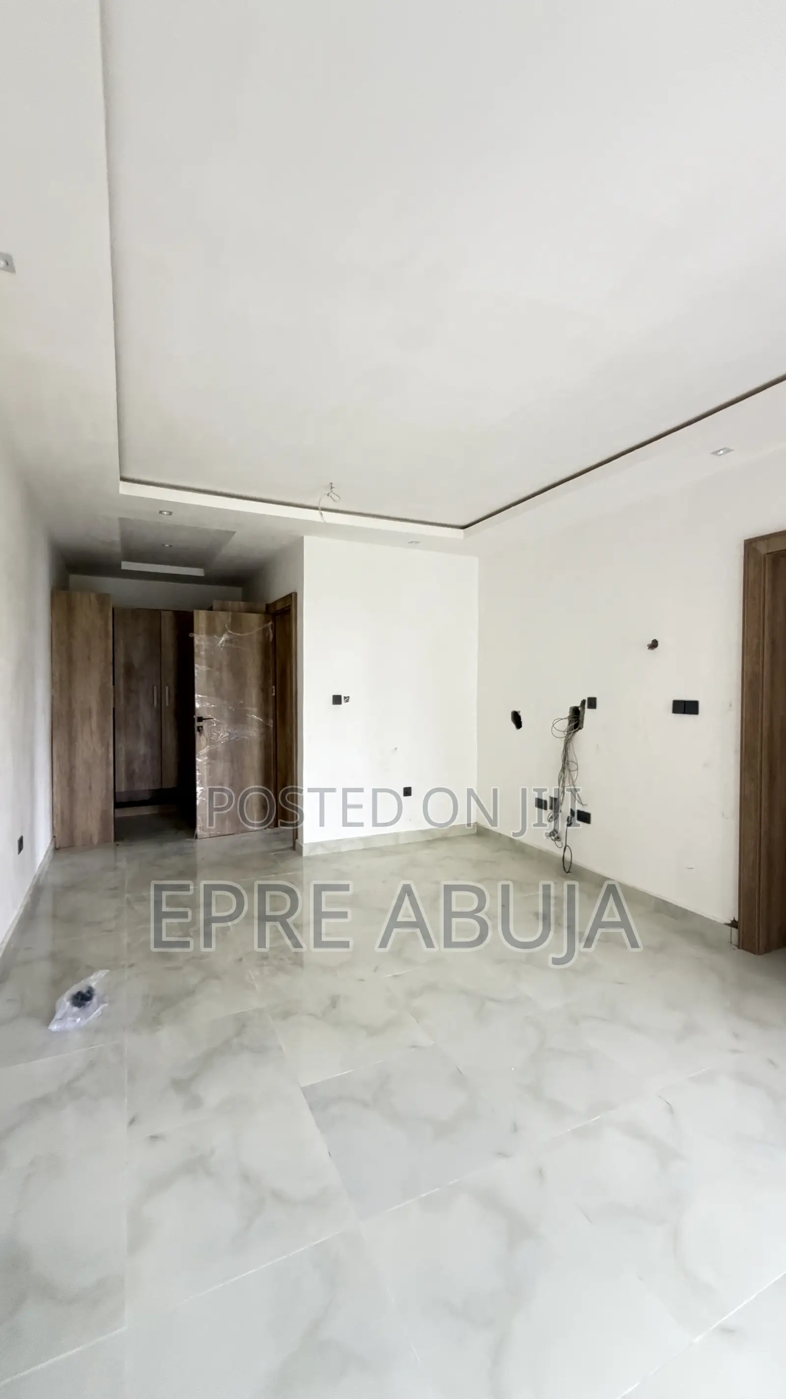 4bdrm Townhouse/Terrace in Guzape District for sale